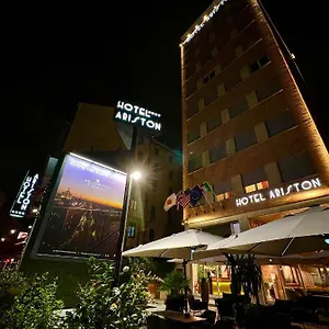 https://ariston-milan.italymilanhotels.net