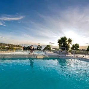 https://san-giovanni-terme-rapolano.it-tuscanyhotel.com