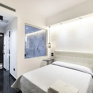 https://chez-anna-naples.hotels-amalfi.com